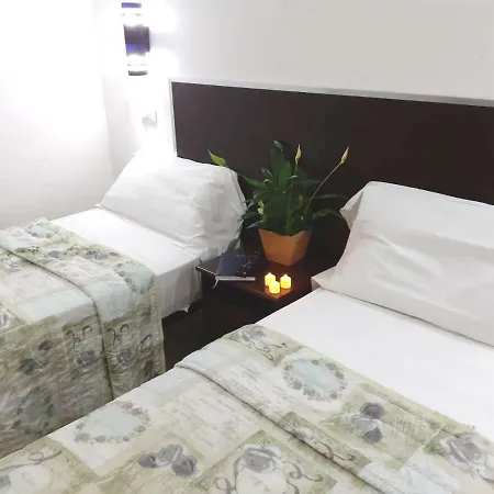 Sarkar House לינה וארוחת בוקר רומא